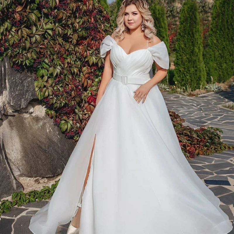 

New Design V-Neck Spaghetti Straps Cap Sleeves Belt Slit Plus Size Wedding Dresses A-Line Bridal Gowns