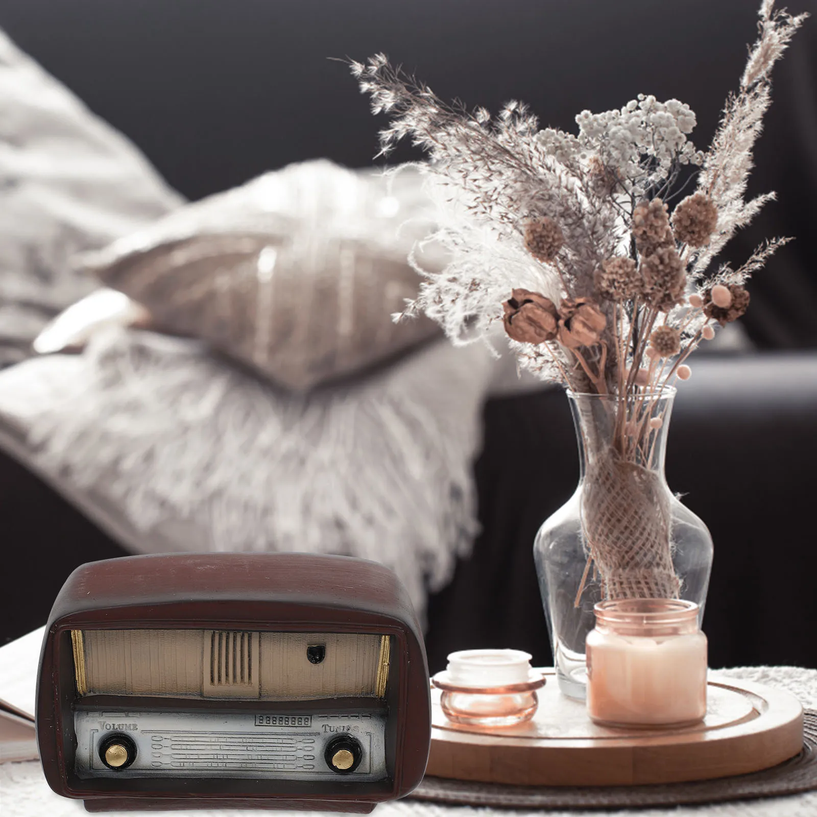 

Phonograph Modeling Decor in Retro Style Resin Craft for Home Decoration Desktop Room Office Space Vintage Charm