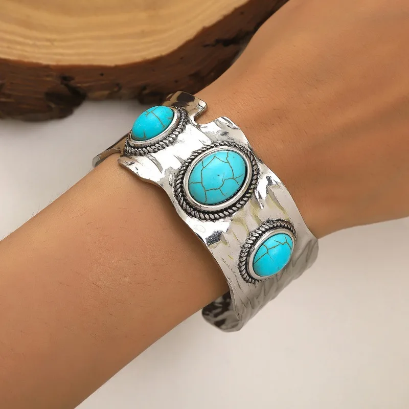 2024 New Vintage Ethnic Style Inlaid Turquoise Bangles For Women Man Bracelet Jewelry Elegant Wide Carving Vintage Bohemian