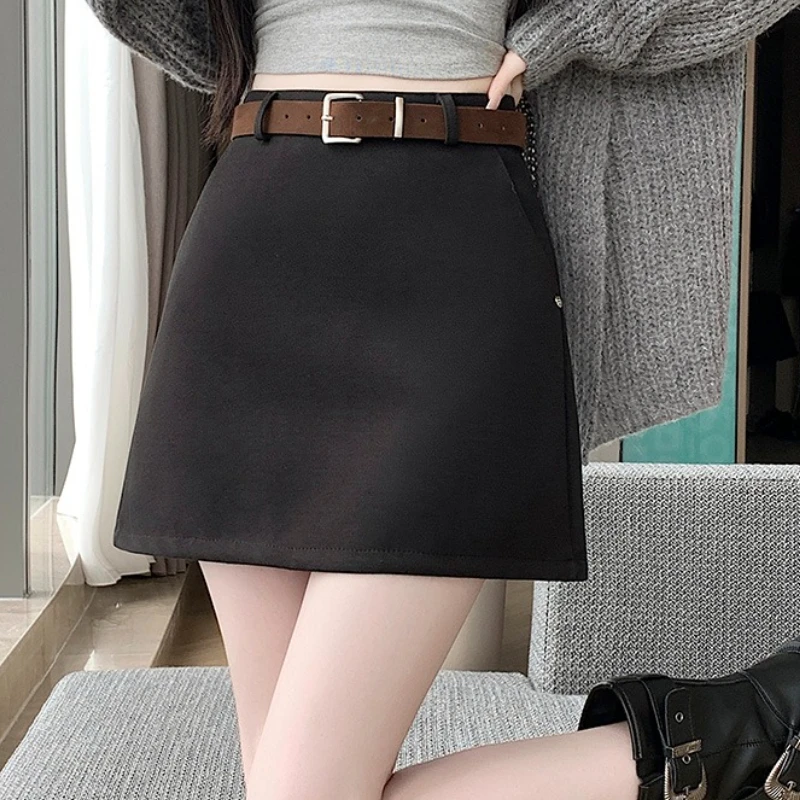 Vintage Woolen Short Skirts For Women 2025 New Elegant Thickened High Waist Wrapped A-line Mini Women's Skirts