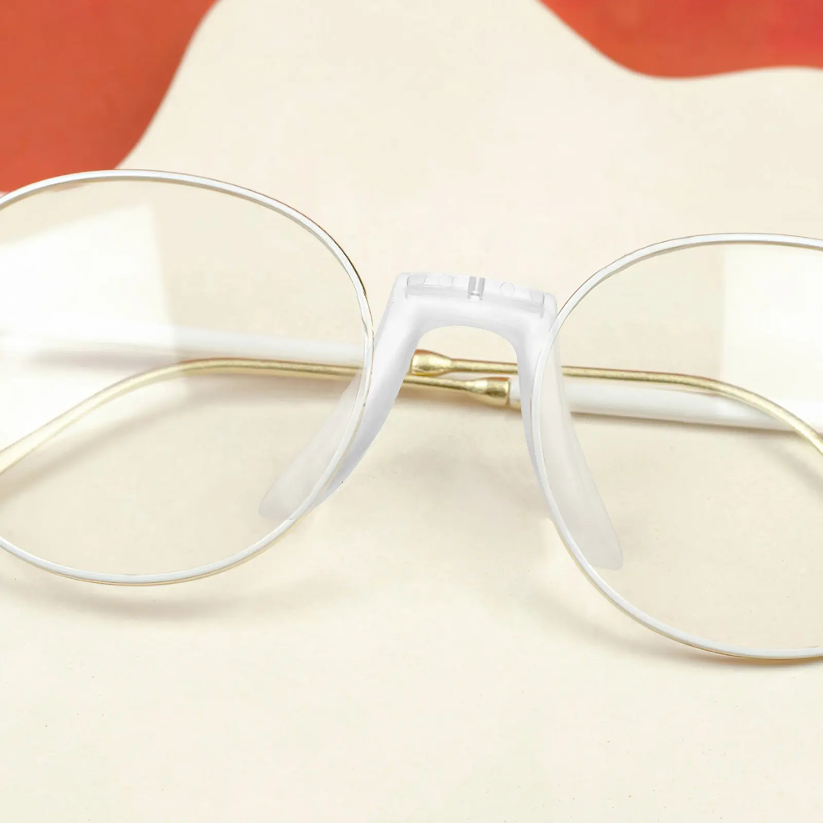 

2Pcs Integrated Silicone Nose Pads Comfortable Soft Cushion Clear Anti Slip Nose Bridge Pads Eyewear Replacement