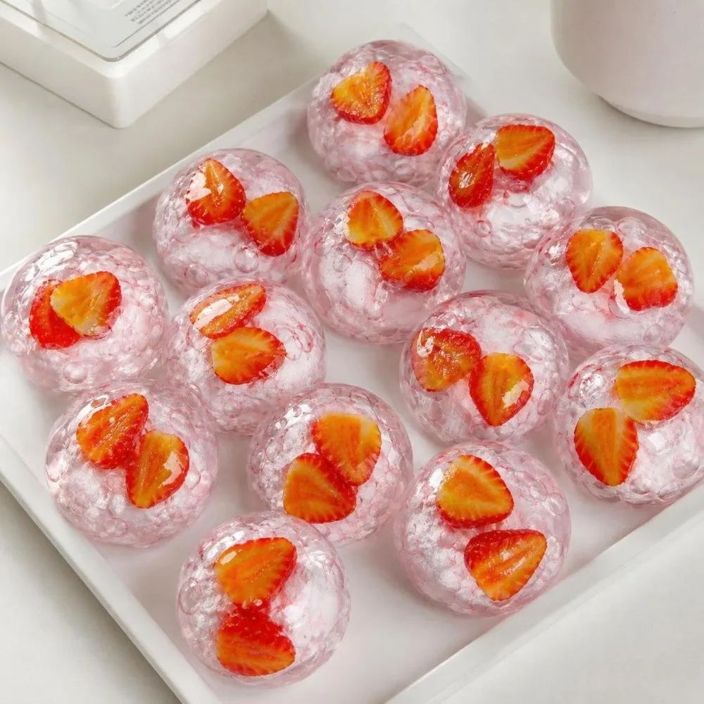 Crunchy Strawberry Squeeze Ball Sound Effects Moldable Strawberry Pinch Soft Kneading Crackling Fruits Squishy Ball for Adults