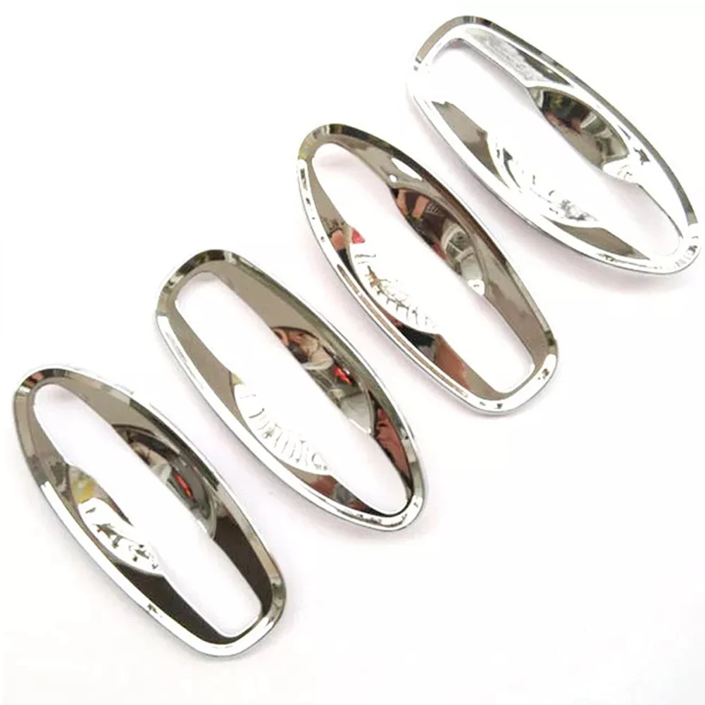 

Enhance Your For Nissan NP300 (15 17) with This 4 Piece Chrome Door Handle Insert Bowl Kit for Added Style and Protection