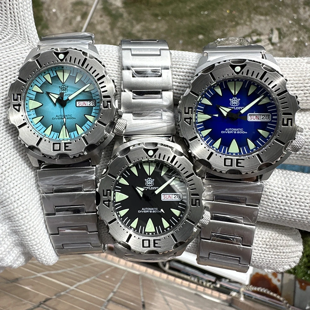 Steeldive Sd1984 Nieuwe Aankomst 42.2Mm M Onster 200M Waterdicht Nh36 Dag Functie Saffier Glas Automatische Beweging Stalen Armband