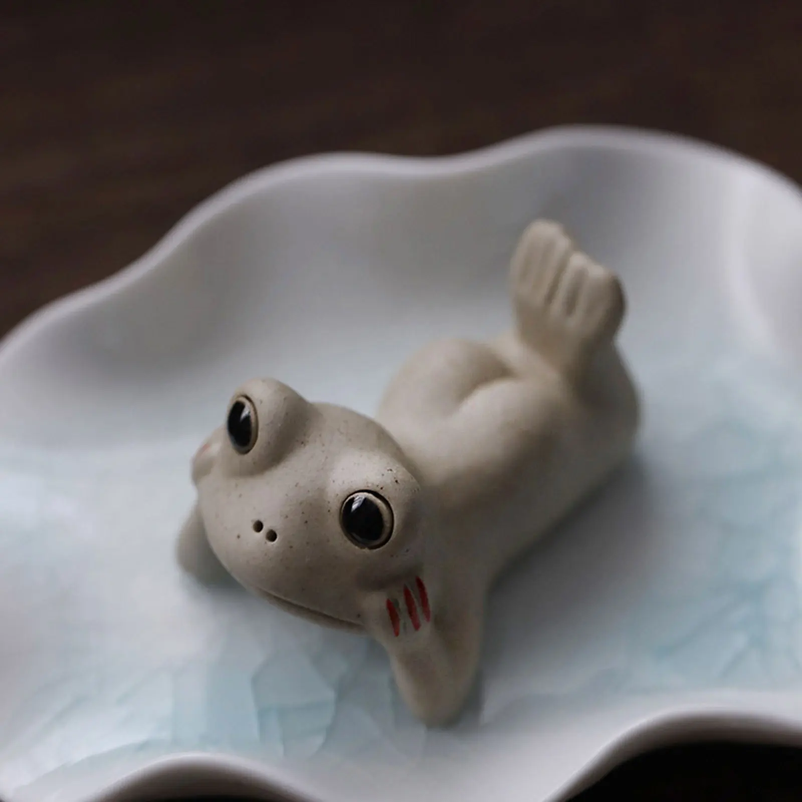 Mini Frog Figurines Tea Pet Figurine Small Animal Statues for Bedroom Graceful Accessories Lovely Miniatures House Accessories