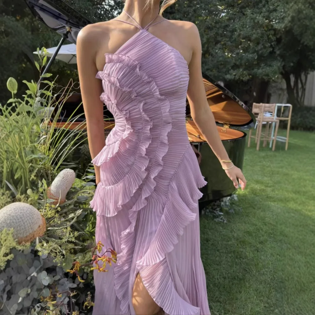 2025 Primavera ed estate Nuovo abito lungo elegante in chiffon con pendolo e collo a foglia con volant