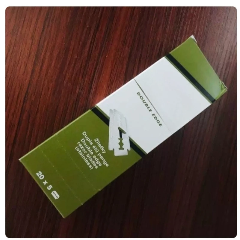 Platinum-plated Manual Double-edged Safety Razor Blades, Green A100 Pieces in A Box Factory Direct Sales