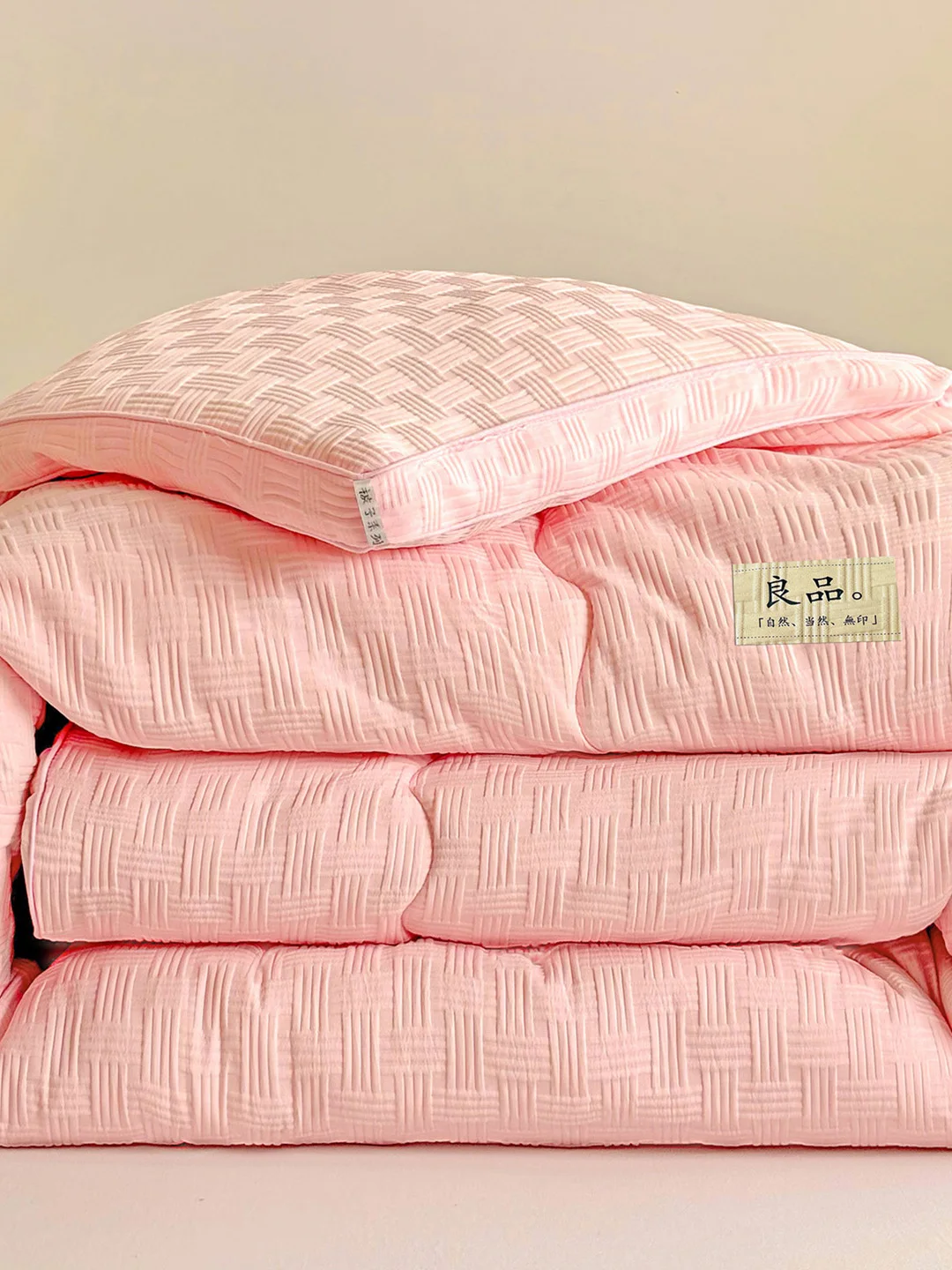 

Thickened Three-Dimensional Soy Fiber Blanket Warm Student Dormitory Quilt Core 15m Autumn Winter Seasonal Use High Breathabi...