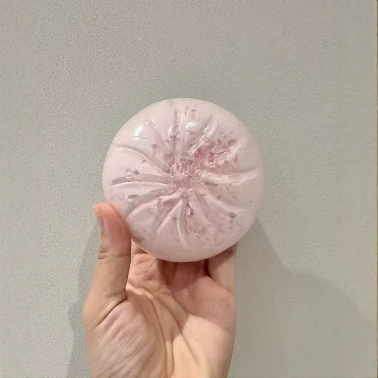 Knuspriger Teigtaschen-Stressball, Fidget-Spielzeug, Knuspriger Quetschball, Handgefertigte Runde Blöcke Gefüllt mit ASMR-Material, Quetschspielzeug ﻿ – Detail 3