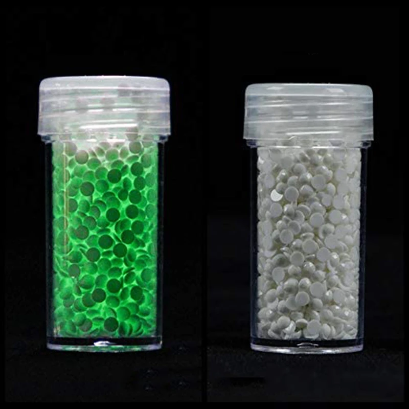 Luminous Round/Sqaure Diamond Fluorescent Diamond Luminous Square Diamond Painting Mosaic Embroidery Accessories Diy Glow Stones