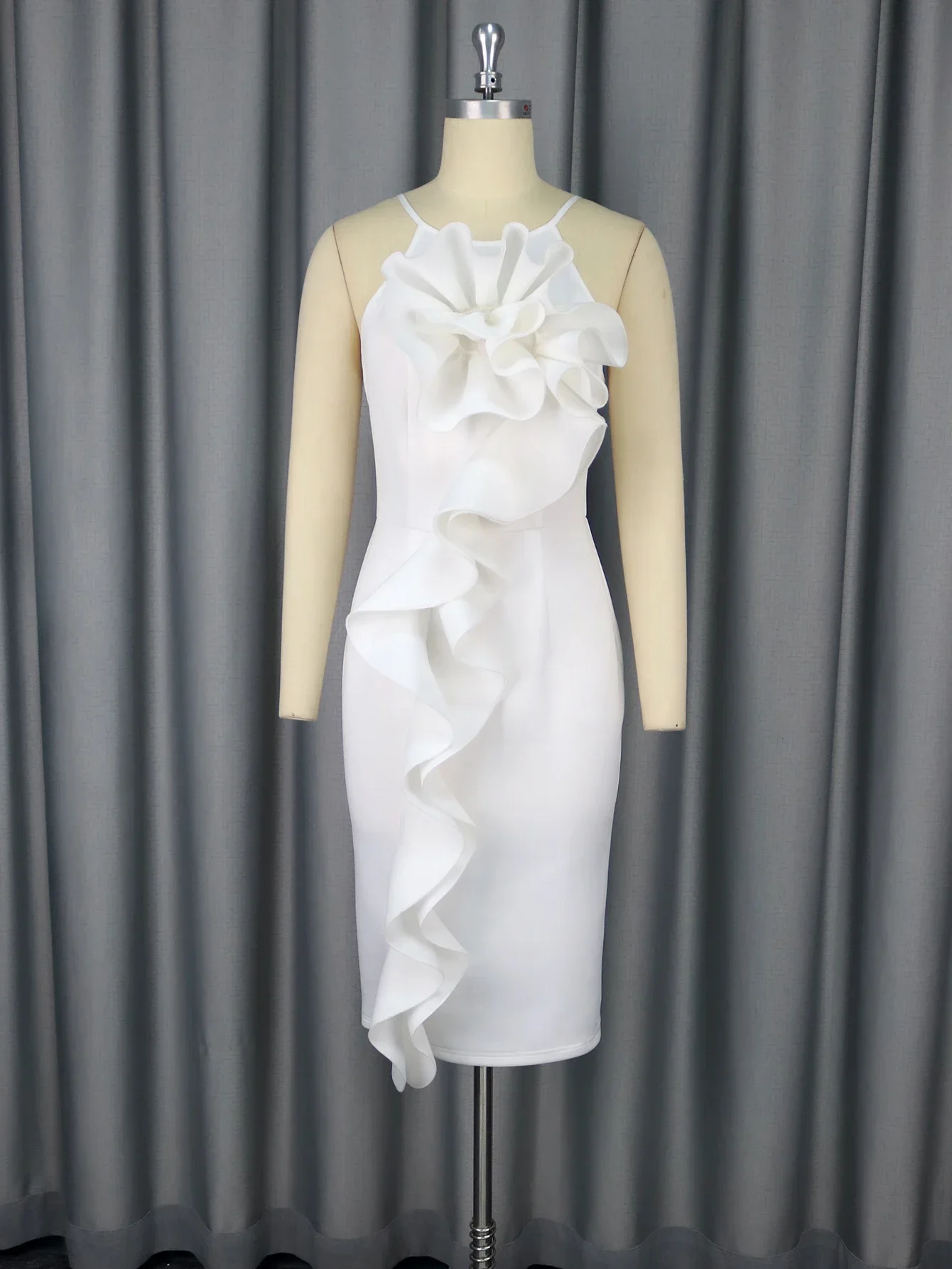 

Customized Customized White Spaghetti Strap Dresses for Women Sleeveless 3D Flower Ruffles Package Hip Elegant Party Wedding Bi