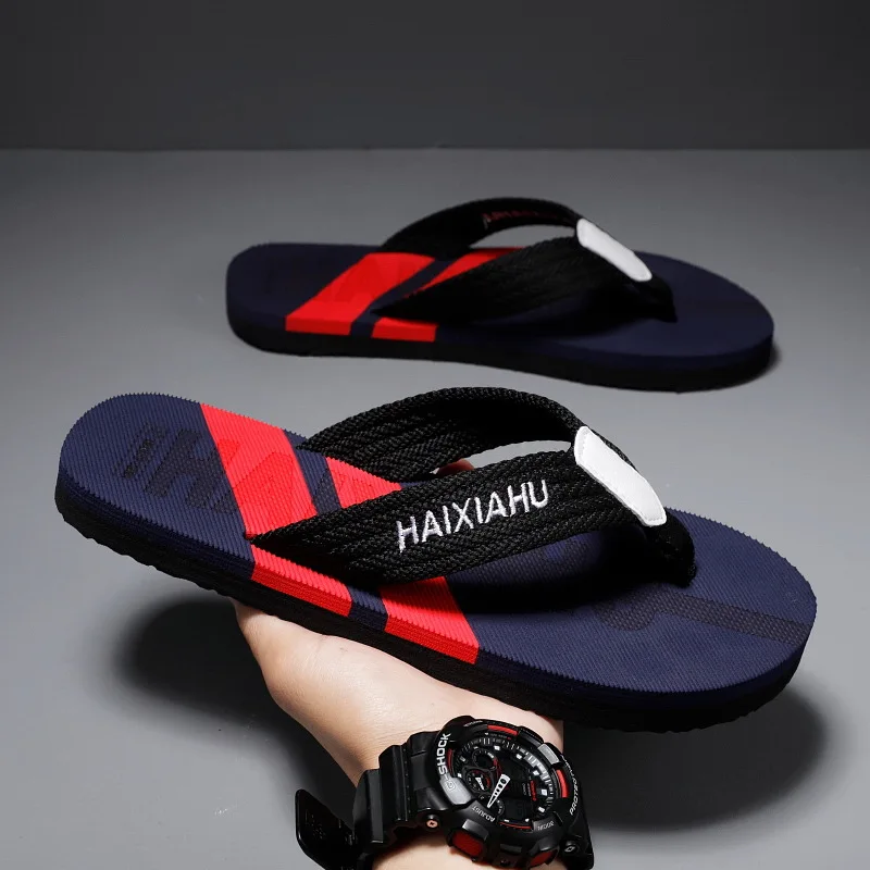 

Men's slippers go out wearing flip-flops, the new pinch feet, non-slip, deodorant, and shit-stepping beach shoes for men