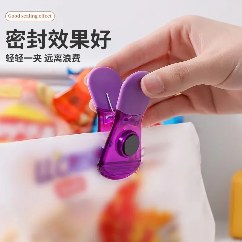 Kitchen Magnetic Plastic Clip, Refrigerator Sticker, Photo Magnetic Sticker, A Set of Home Sealing Clip, Message Strip, Magnet.