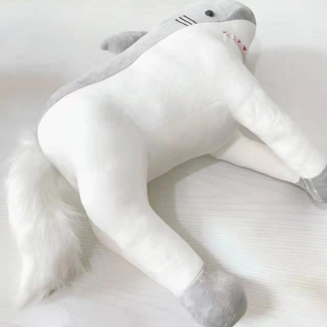 Trick White HorSharks Plush Toy Stuffed Shark Head Horse Body Creative Sea Aniamls Throw Pillow Boy Like Home Decor Cushion