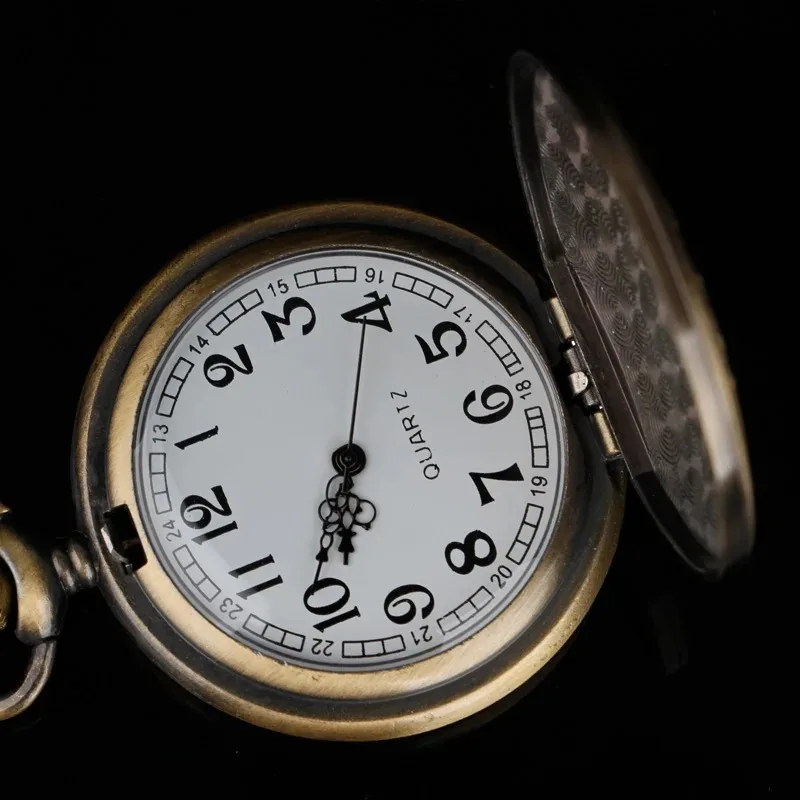 خمر 1913 النمط الغربي عربة تنقش ساعة جيب كوارتز Steampunk من البرونز قلادة الرومانية الرقمية الهاتفي قلادة عملية