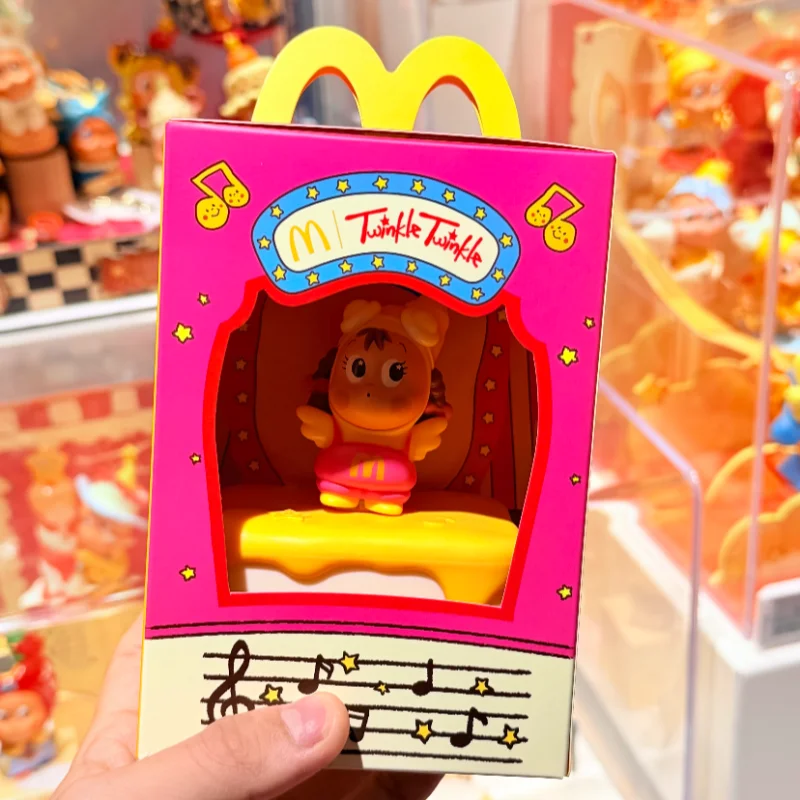 NEW POP MART マクドナルドの「Twinkle Twinkle Choir」シリーズ提携
