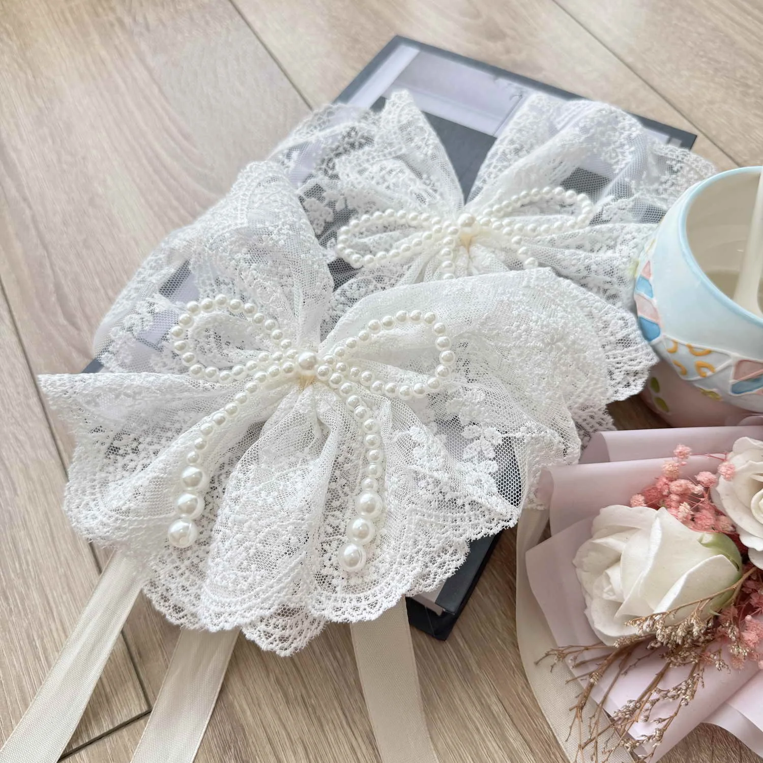 

2PC French Romantic Floral Embroidery Lace Pearl Bow Curtain Tie for Curtain Accessories Decoration, White Bow Curtain Tiebacks