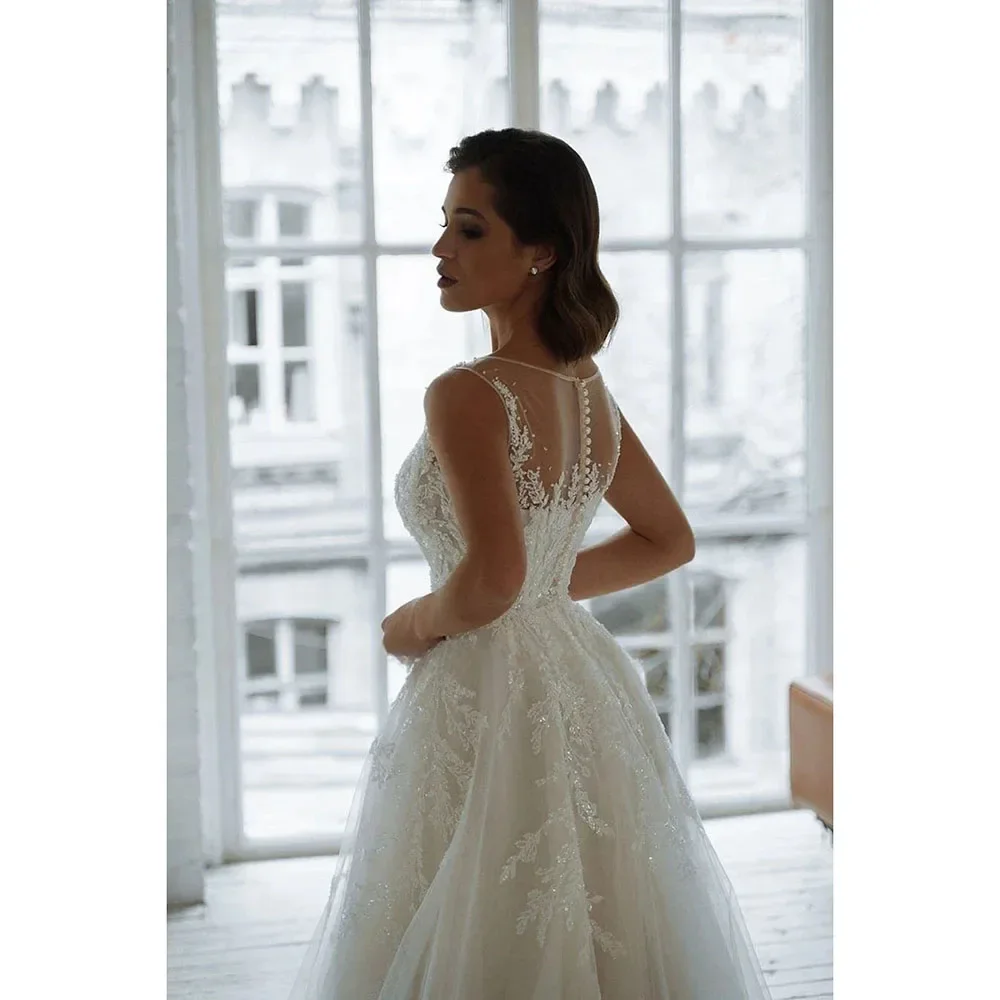 

Customized A-LineWedding Dress Elegant Tulle O Neck Sleeveless Bridal Gowns Lace Appliques Back Buttons Bride Dress