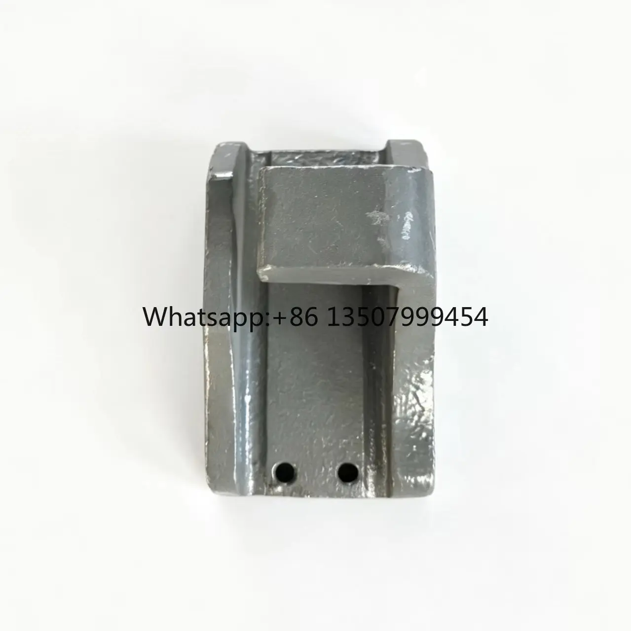 

Sinotruk Howo Rear Leaf Spring Right Rear Bracket WG9725520279