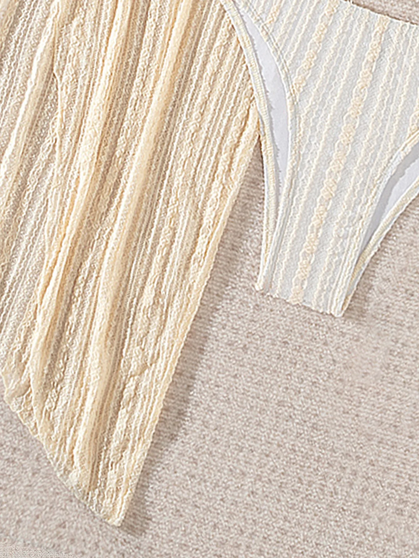 2025 Bikini sexy a tre pezzi a vita bassa da donna Cardigan lavorato a maglia cava Costumi da bagno Costume da bagno raccolto solido Costumi da bagno attillati senza schienale