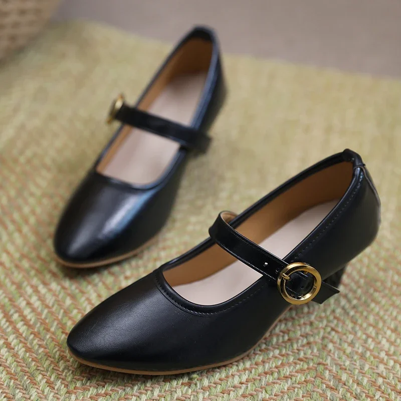 Women's Pointed Toe Flat Shoes With Velvet Matte Finish Single Shoes Women Comfort Loafers Shoes Leather