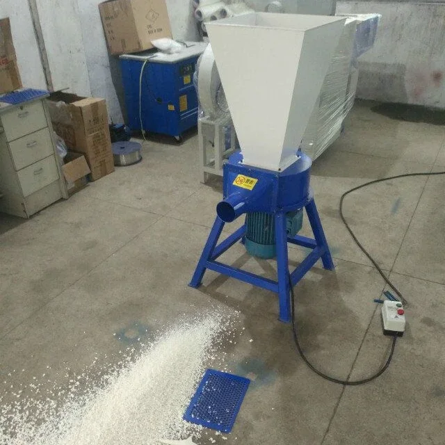 

Scrap Sponge Shredding Machine / Foam Crusher / Sponge Crusher for Sale