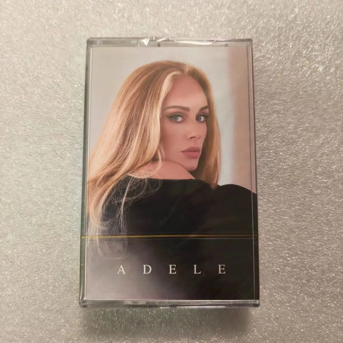 

Vintage Tape European And American Pop Style Audio Cassette With Lyric Page Nostalgic Sound Quality For Play And Collection