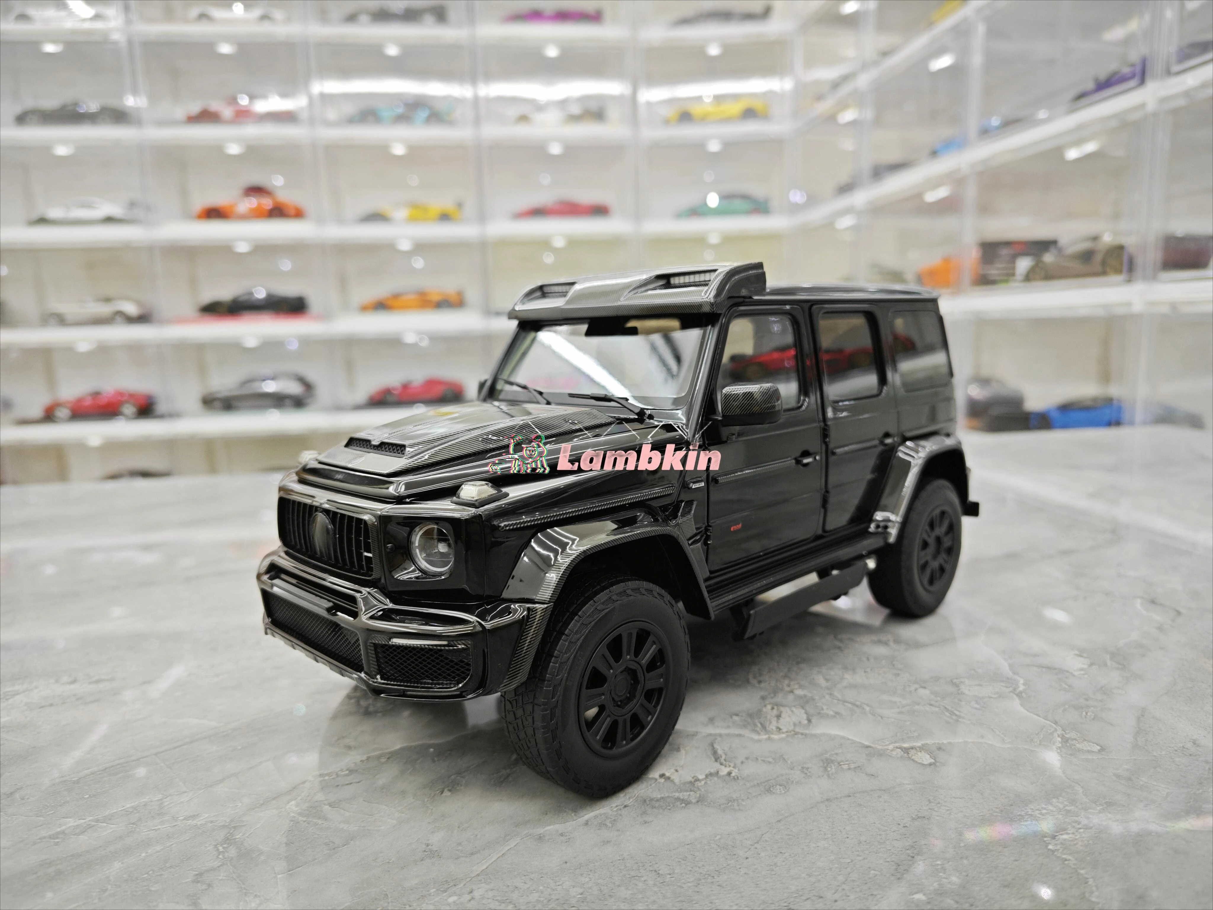 تقريبا حقيقي 1/18 2023 benz-G63 brabuz800 4X4 محاكاة سبيكة معدنية نموذج سيارة محدودة تحصيل هدية زخرفة مصغرة