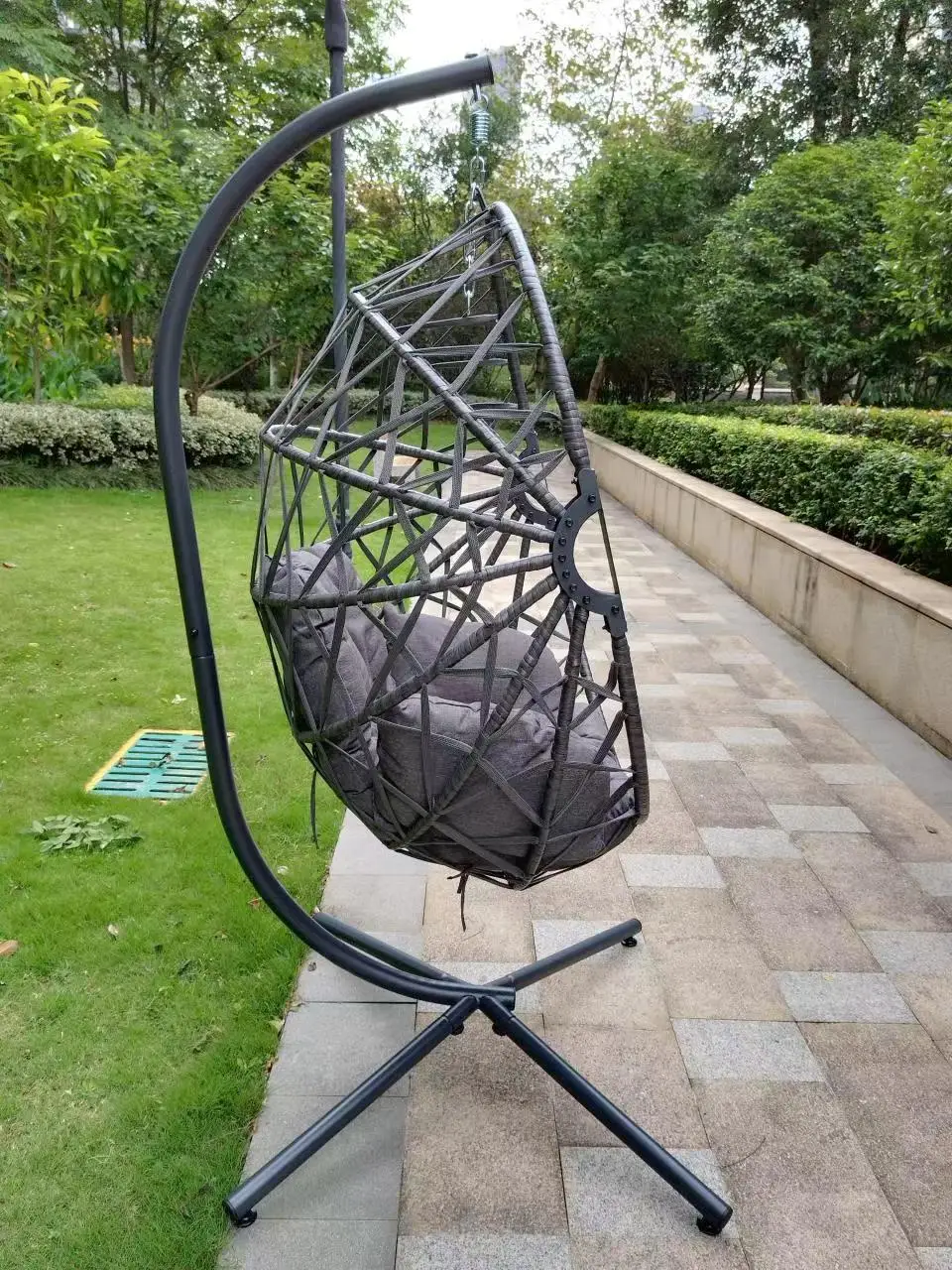 WOQI   rattan style chairs egg shape hammock   with stand foldable  