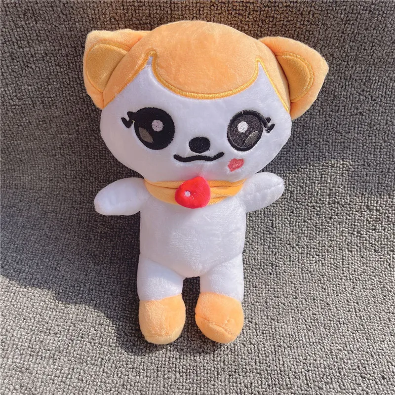 20cm Kpop Cherry Plush Kawaii kartun Minive boneka boneka lucu bantal mainan Dekorasi Rumah hadiah YUJIN tas figur liontin