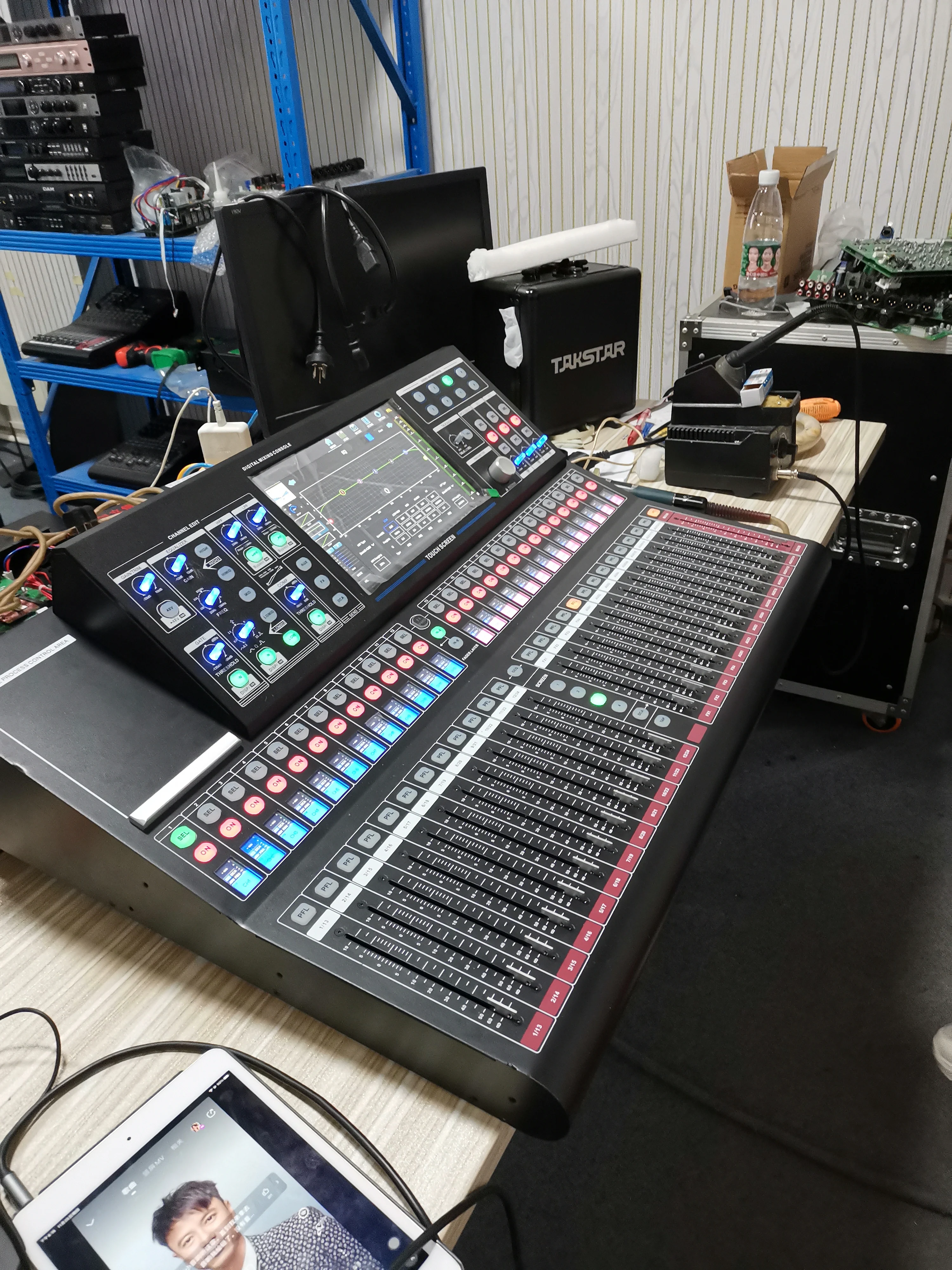 MX-24PLUS Mixer+Flight Case Digital Mixing Desk Console 24Ch Professional Audio DJ Optional Multi-track Dante Recording Digital