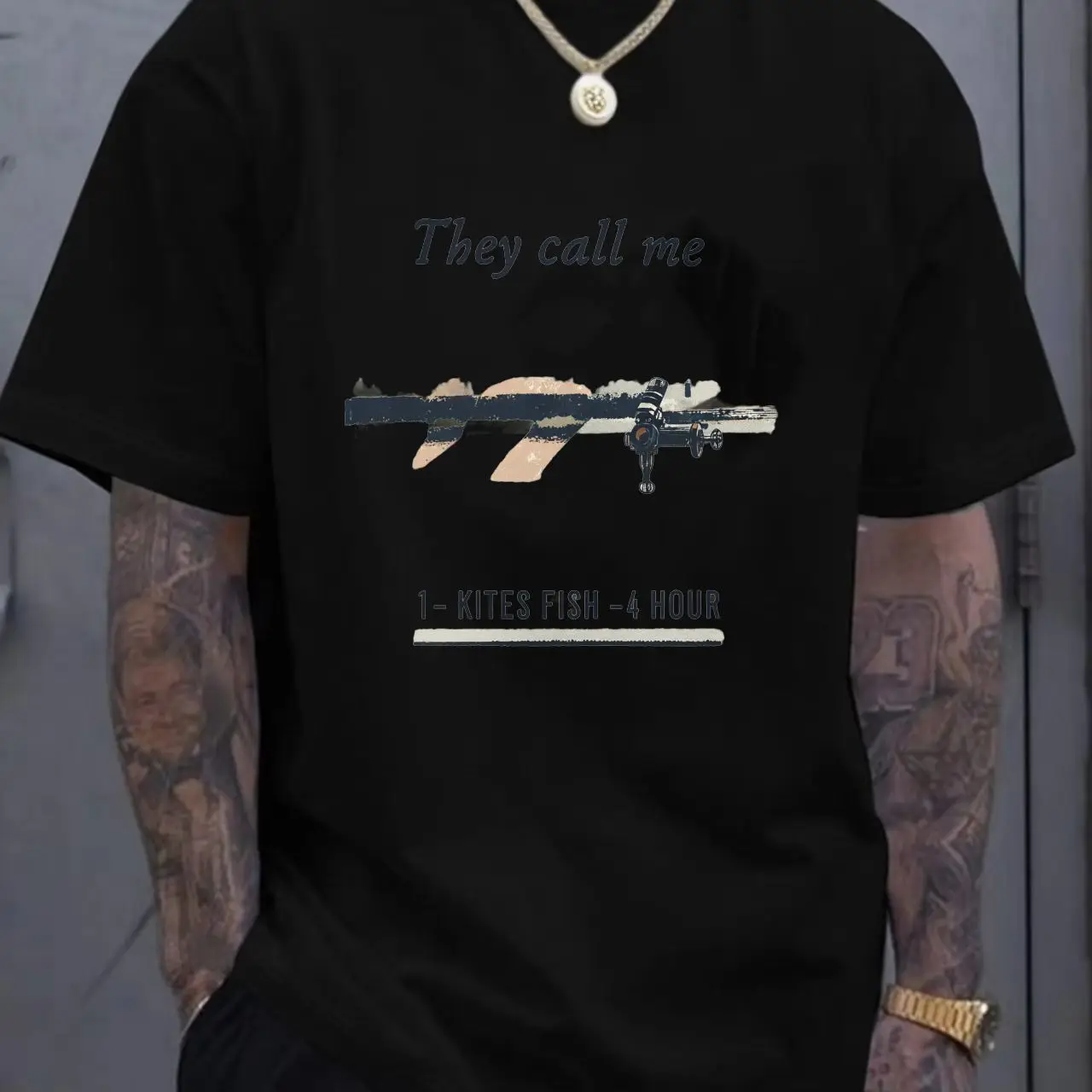 The Call Me 1 - KITES FISH - تي شيرت أبيض بأكمام قصيرة مطبوع عليه صورة بندقية 4 ساعات، تي شيرت كاجوال برقبة دائرية صيفي قابل للتنفس - U #1