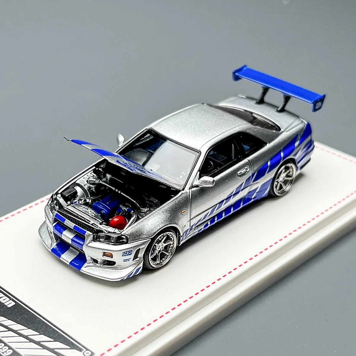 FH 1:64 Skyline GTR R34 Silver-blue FNF alloy car model