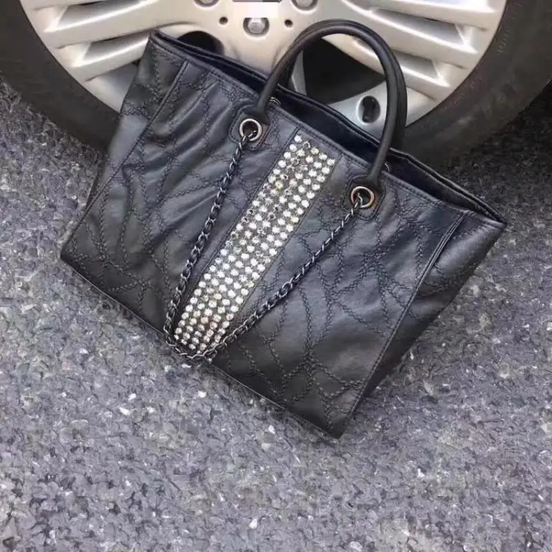 2023 New European And American Simple Tote Bag Temperament Style Diamond Handbag Casual Fashion Versatile Shoulder Bag For Women