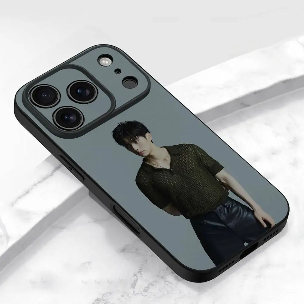 حافظة هاتف لهاتف آيفون 17,16,15,14,13,12,11,Pro,Max,Plus,E,Air,Mini Protective Black L-Lee Chae Min Cover