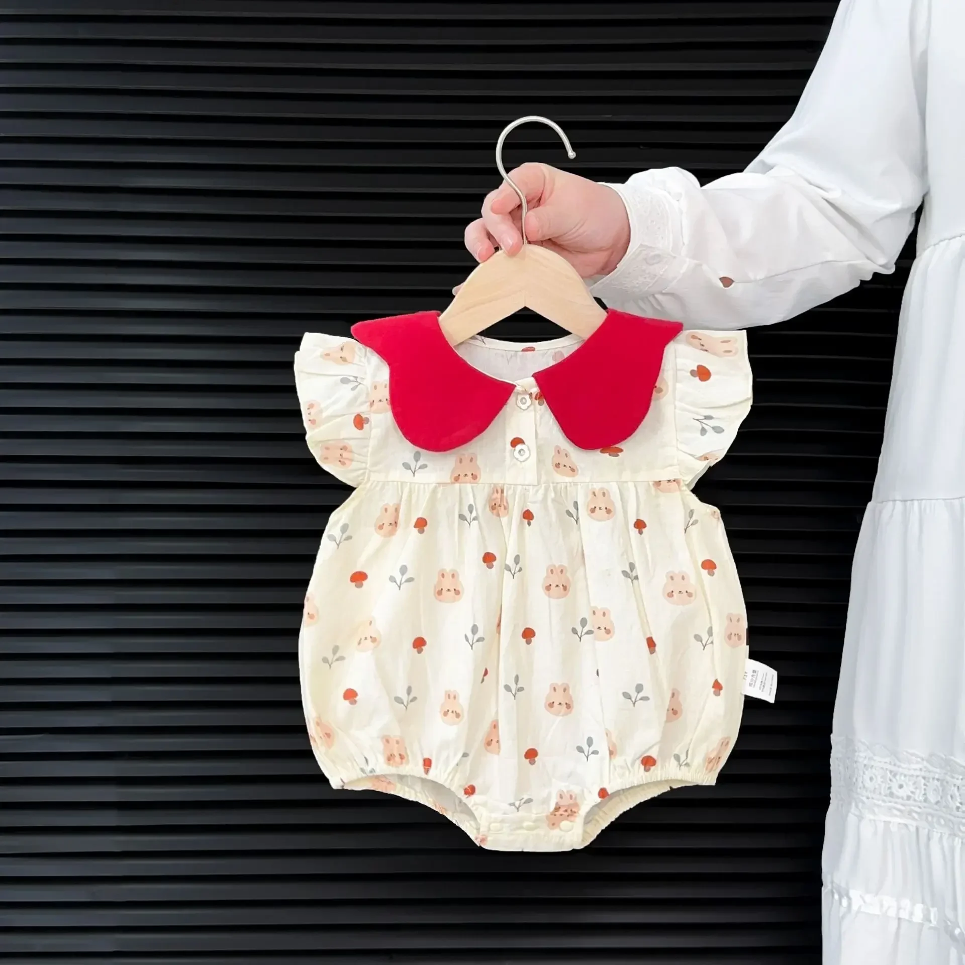 

2025 New Summer Baby Girl Cute High Cotton Romper Bunny & Mushroom Print Red Collar Ruffled Bodysuit for 0-3 Years Old
