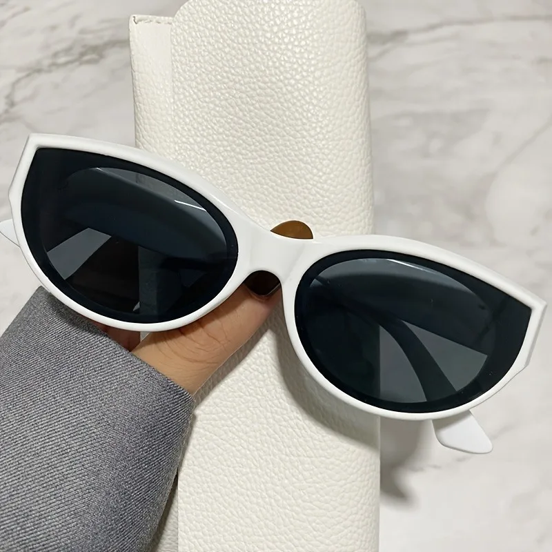 Ladies' Sporty Style Cat Eyes Fashionable Glasses Casual and Formal Fashion Trendy Street Accessories image 5