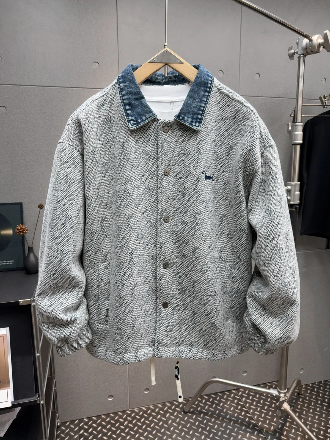 

Новая весенняя куртка в американском ретро-стиле с пэчворком, свободного кроя, с воротником, модный брендовый топ для молодежи, популярный, из полиэфирного волокна