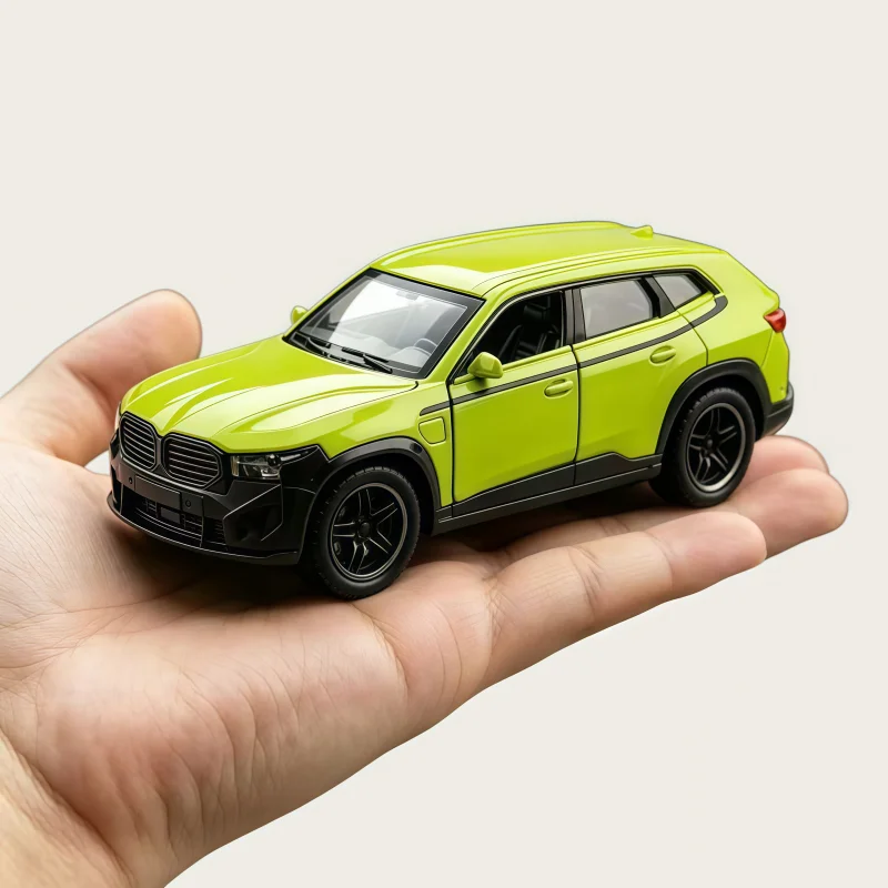 1/36 simulation alloy SUV toy car, return car model, desktop decoration gift view 6