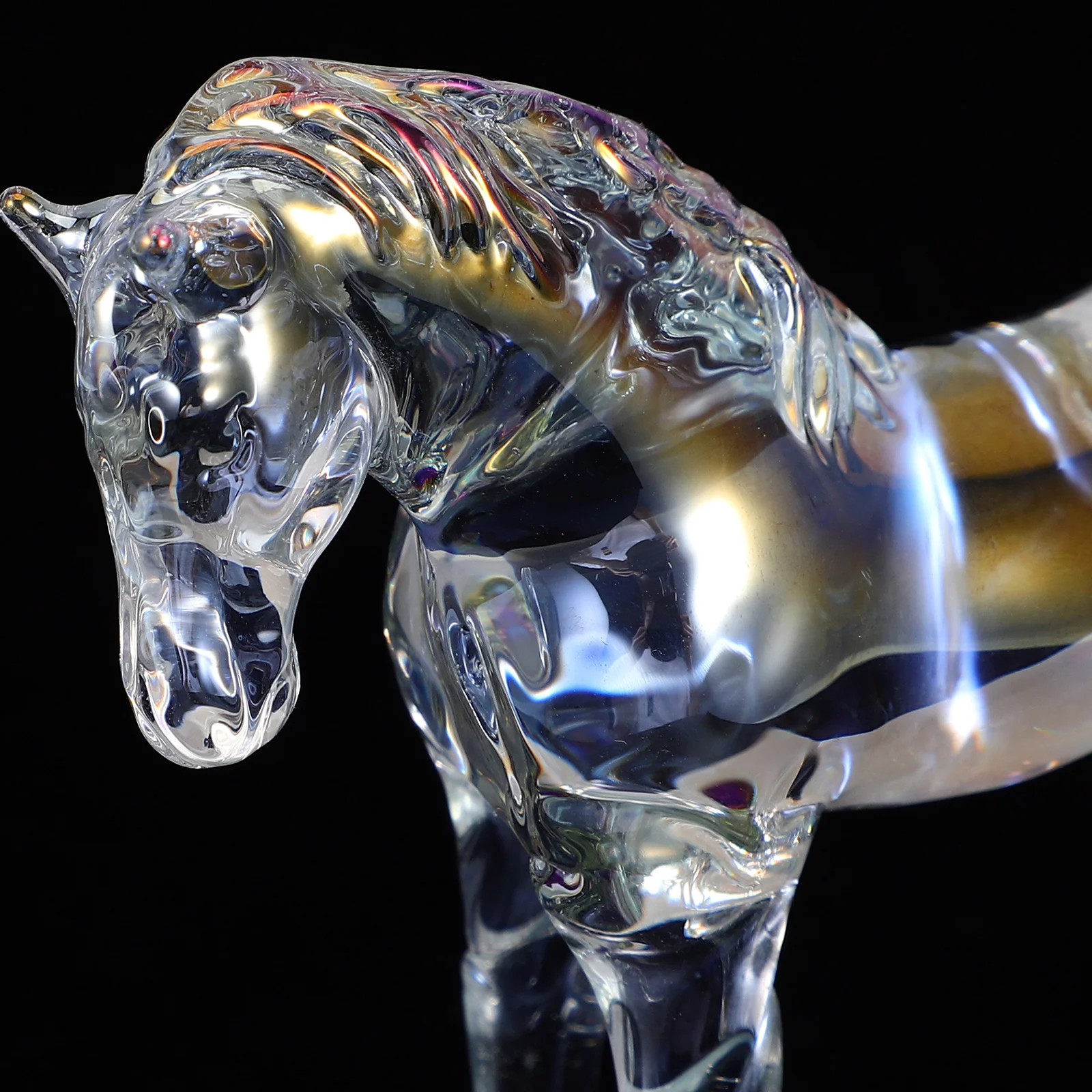 

Horse Statue Crystal Handicrafts Cartoon Animal Zodiac Horse Ornament Living Room Decorations New Year Birthday Gifts 2026