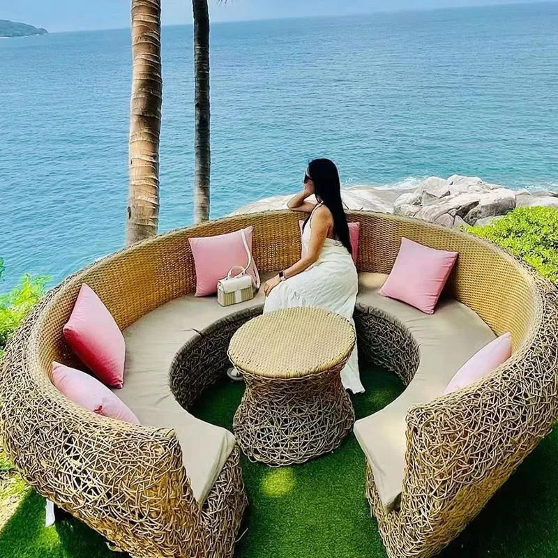 Bird's nest sofa modeling clock in dining table landscape B & B outdoor seaside props