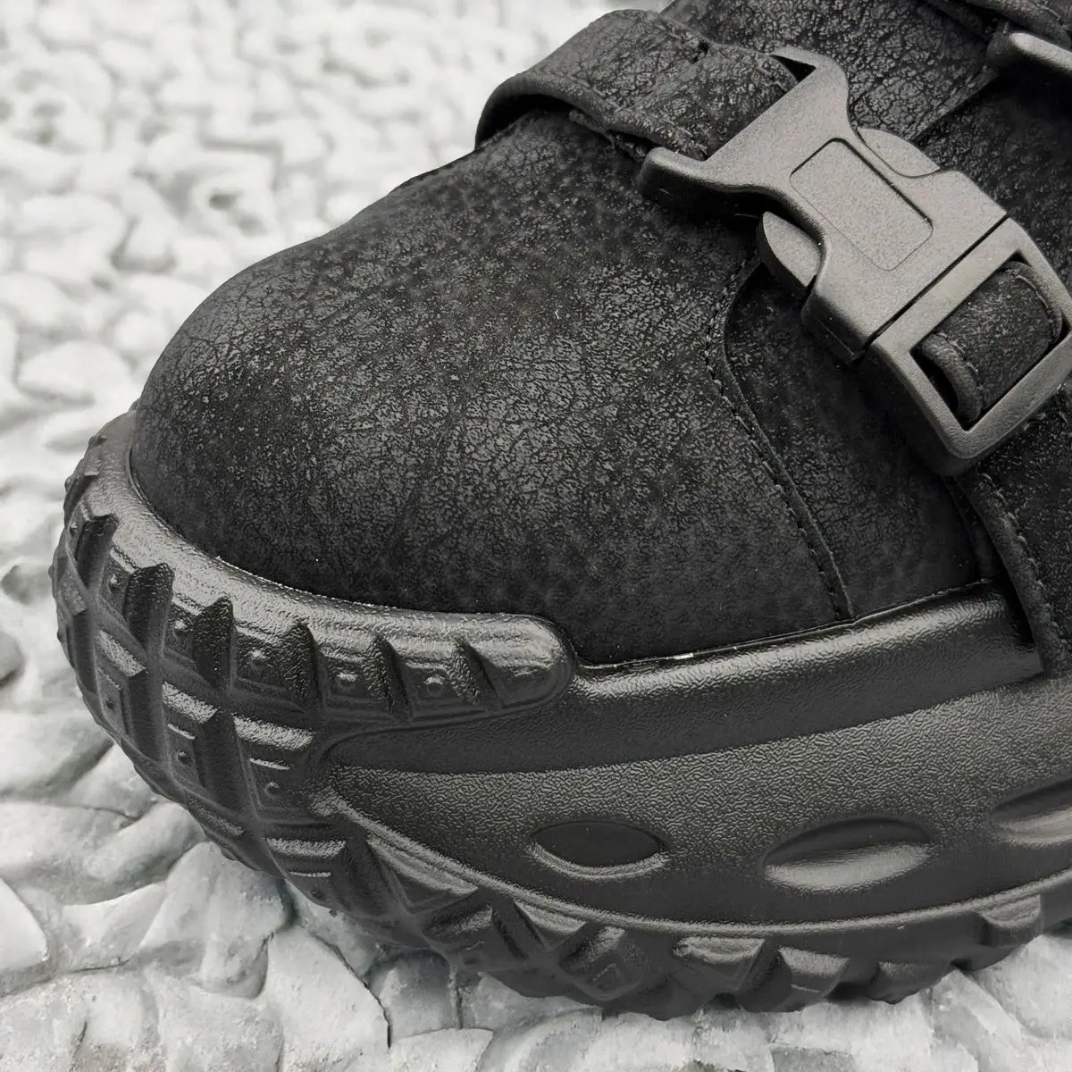 

The latest men's outdoor best-selling cross-country hiking shoes 2024 hot sale outdoor wear-resistant non-slip camping shoes