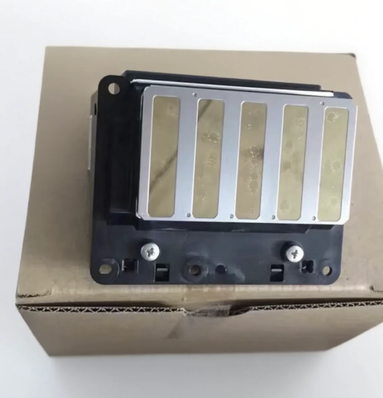 

Unlocked EPSON Print Head Compatible for EPSON 7908 9908 9910 7910 7710 9700 7700 9900 9710 P6080 P8080 DX6 F191010 Printhead