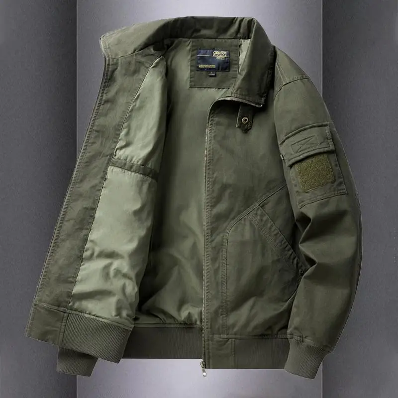 

Men's American Retro Cotton Pilot Jaet Large Size Multiple kets Windproof Stand Collar Faionable Autumn Winter Coat