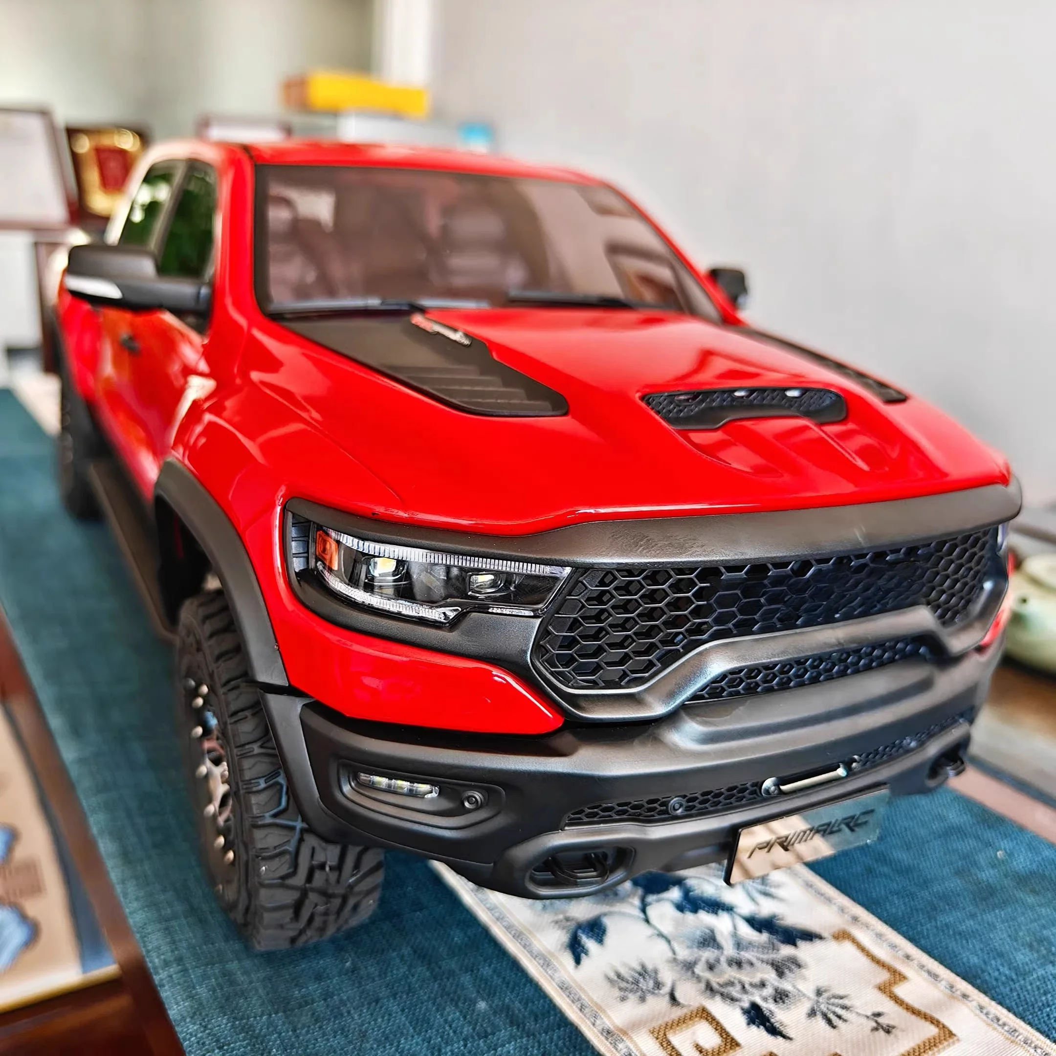 TRACTION HOBBY 1/8 TRX 1500 kortegraalmodel RC-gestuurde elektrische 4wd off-road rupstruck