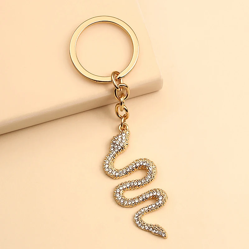 Alloy Shiny Zircon Zodiac Snake Year Lucky Pendant Keychain Creative Car Key Ring Backpack Hanging Decoration Gift Girl Jewelry