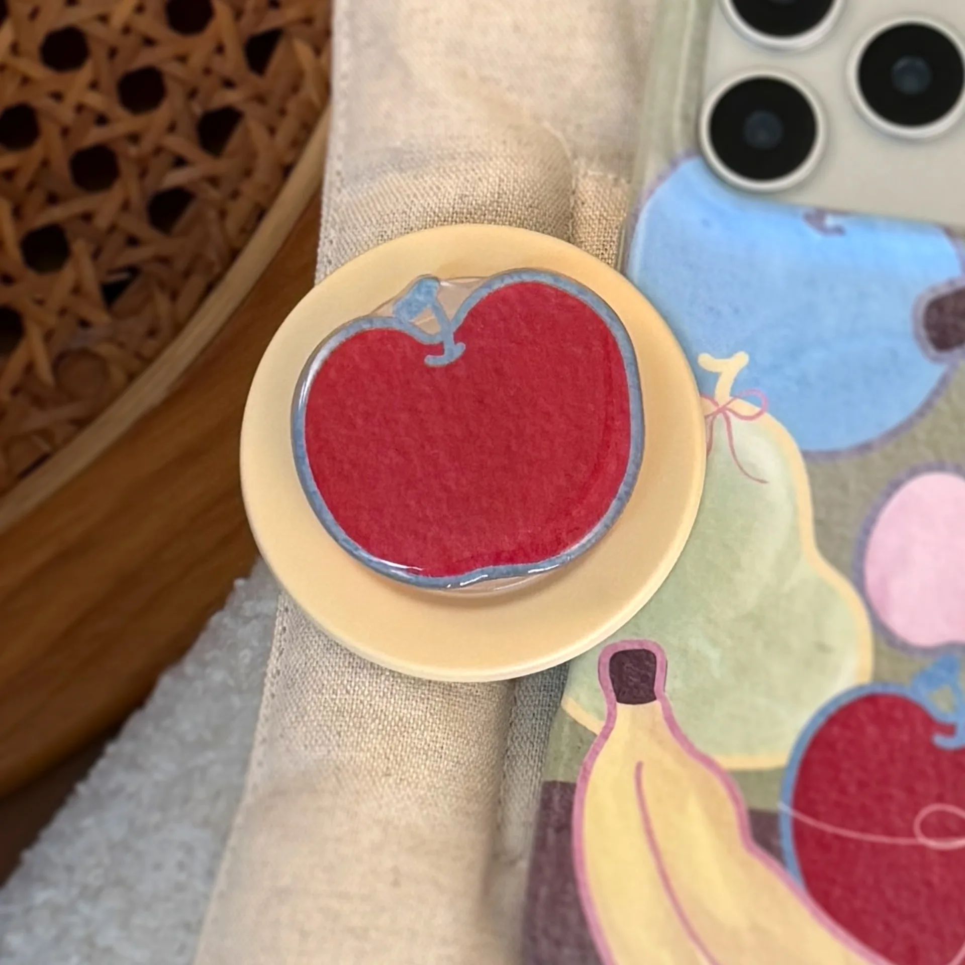 

Hand Drawn Apple Magnetic Phone Grip Holder Portable Folding Airbag Stand Bracket Finger Socket Cute Fruit Phone Decor Accessory