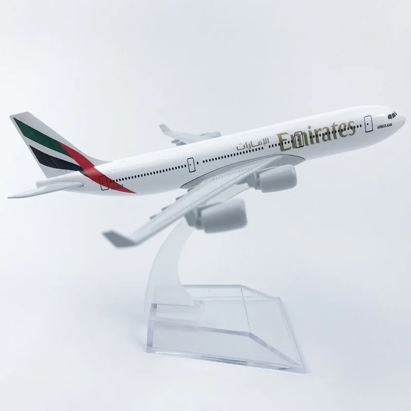 Modelo de avión A340 de 16cm, Emirates Airways, aleación de simulación fundida, modelo de avión, Kit de juguete y adornos, juguetes para niños de 8 a 10