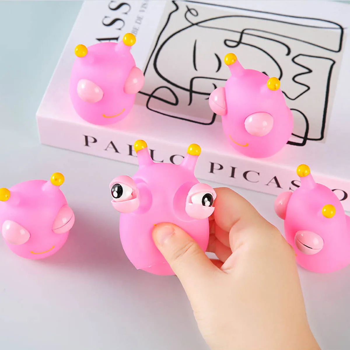 2Pcs Lustige Augapfel Burst Squeeze Spielzeug Rosa Augapfel Raupe Prise Spielzeug Für Erwachsene Kinder Stress Relief Zappeln Kreative Geschenk