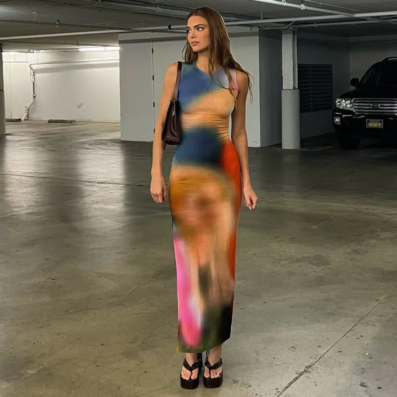 

2025 Women's New Summer Tie Dye Printed Slit Temperament Streetwear Skirt Long Dresses for Women